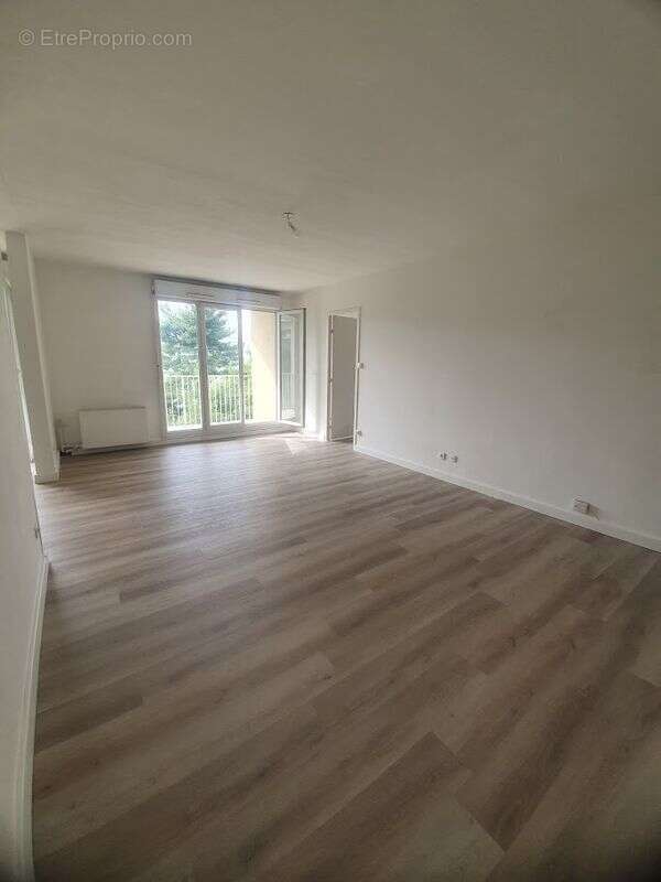 Appartement à MARSEILLE-11E