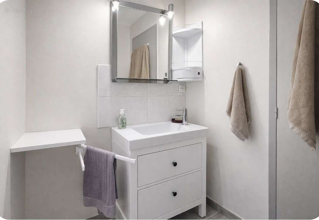 Appartement à LAVEISSIERE