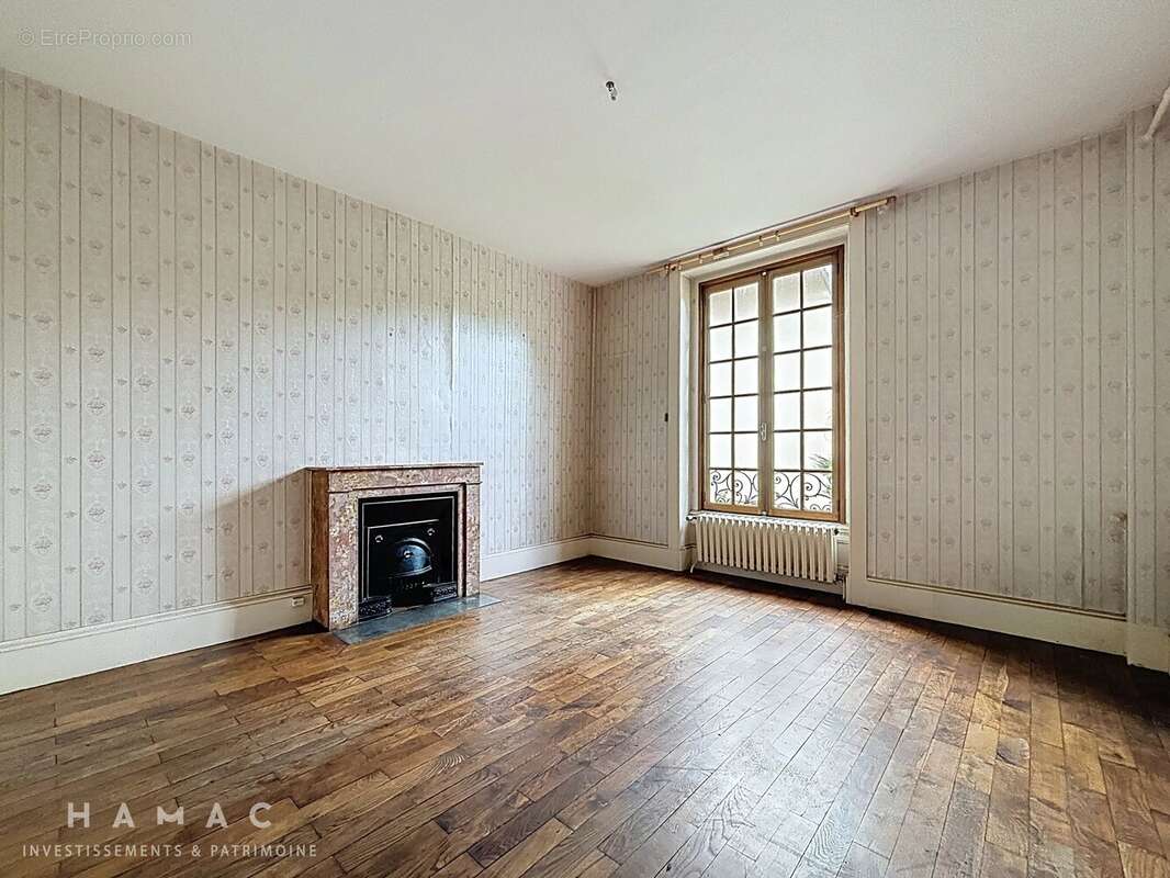 Appartement à SAINTE-FOY-LES-LYON