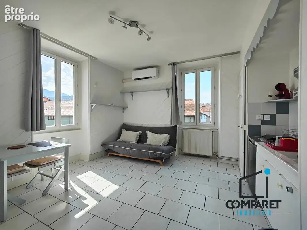 Appartement à BARBERAZ
