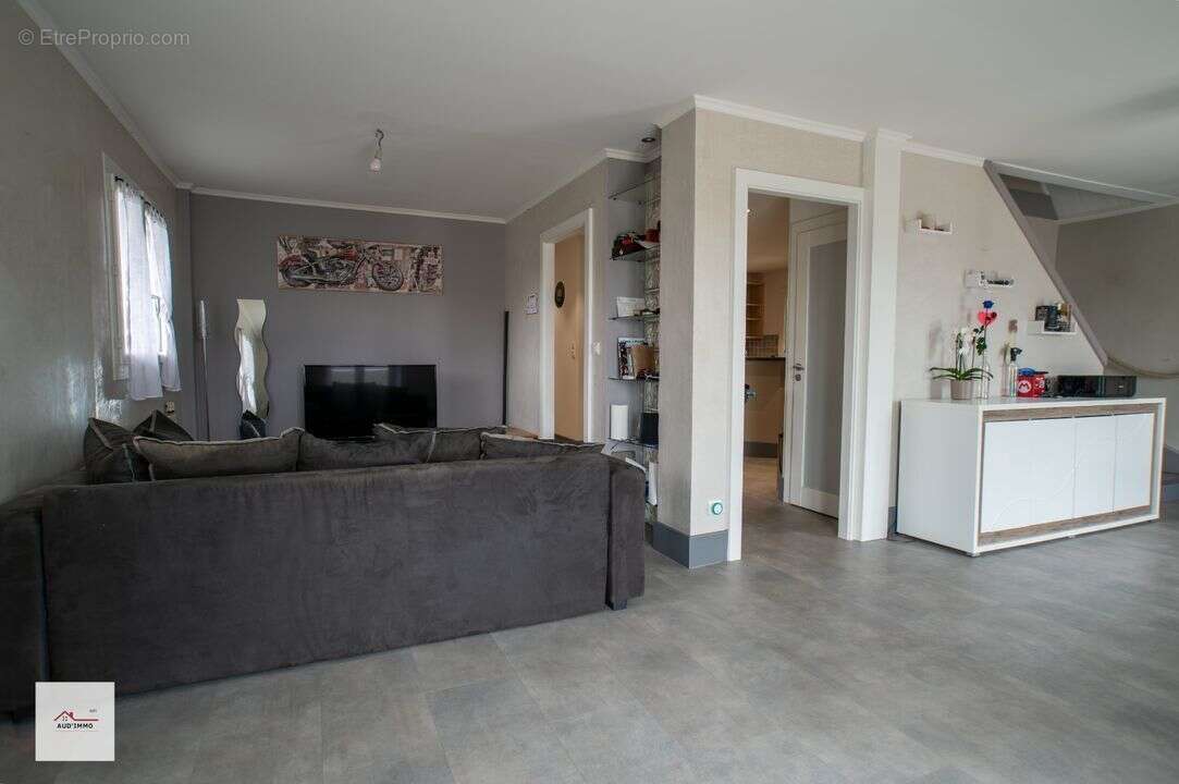 Maison à CRANVES-SALES
