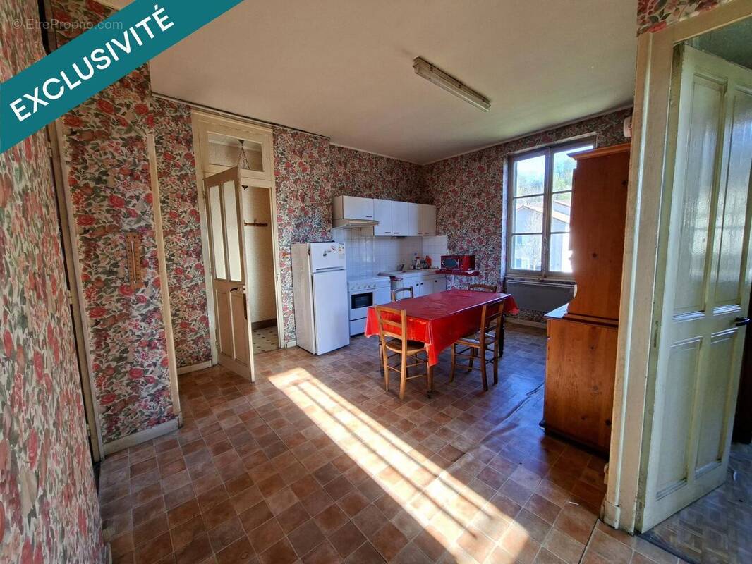 Photo 1 - Appartement à LA TOUR-DU-PIN