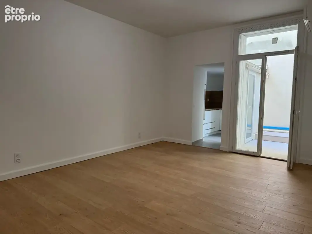 Grand T2  centre ville / terrasse avec ascenseur à Sète 56m2 - photo 4
