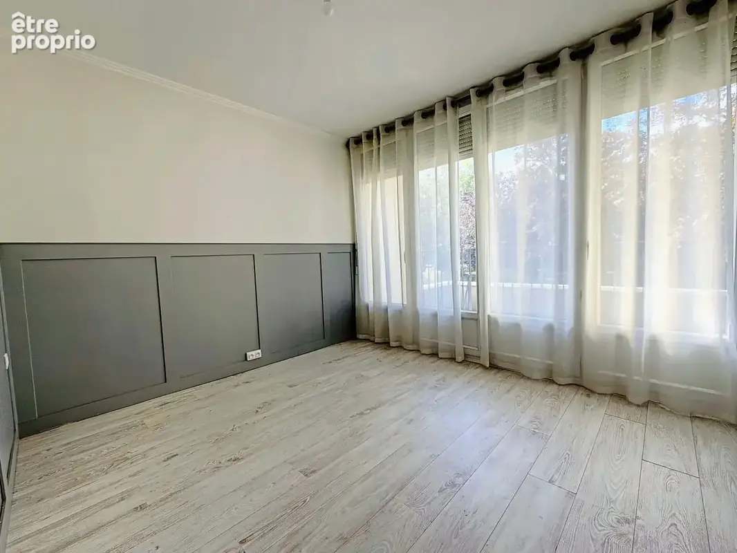 Appartement 5 pièces à vendre à Reims - Secteur Europe, vue sur parc - photo 9