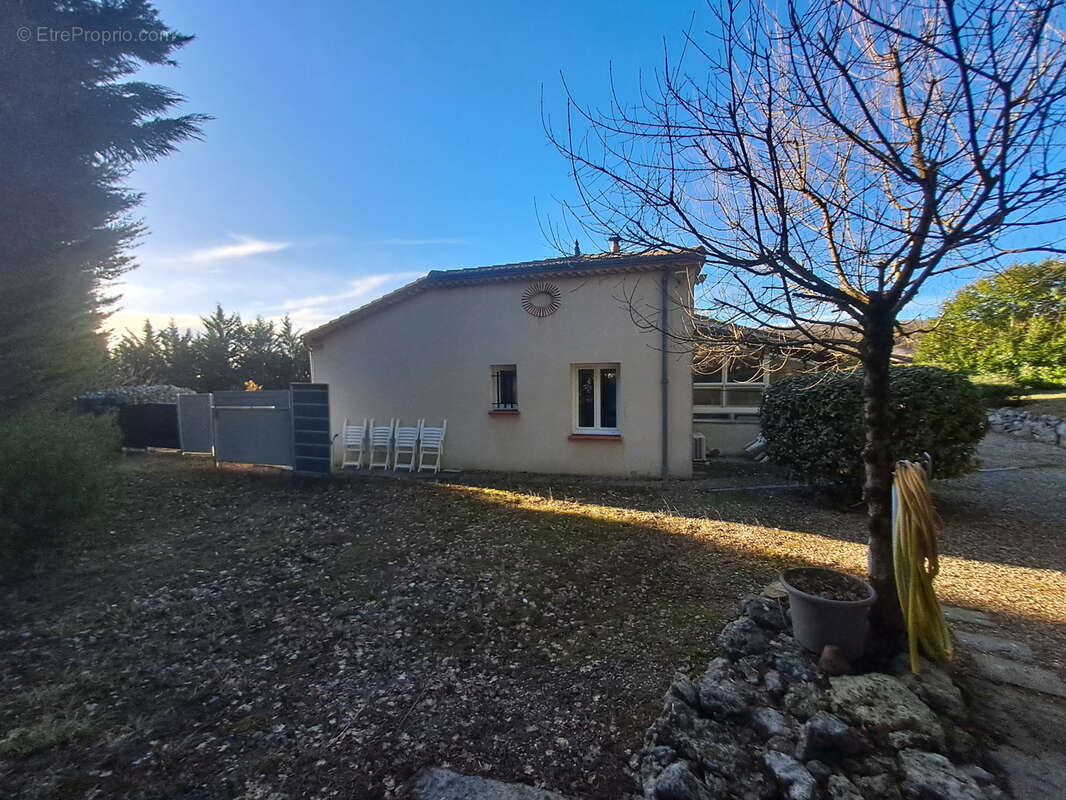 Maison à PORT-SAINTE-MARIE