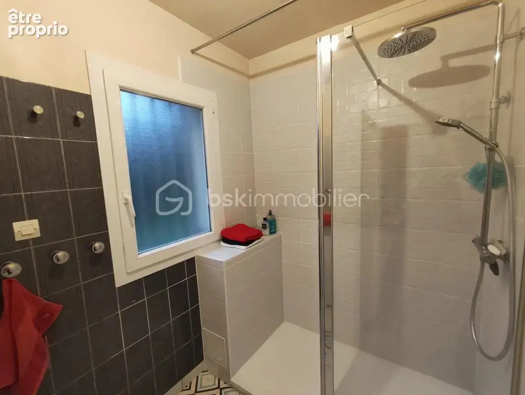 À Laillé, maison 3 chambres avec terrain de 1 300 m² - photo 7