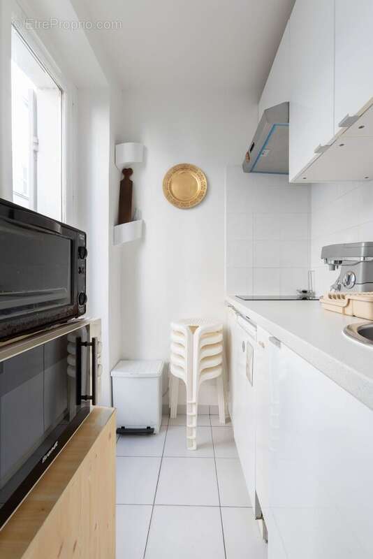 Appartement à PARIS-7E
