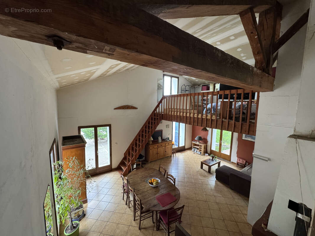 Maison 4 pièces et mezzanine en vente 139000 € à Coursan - photo 8
