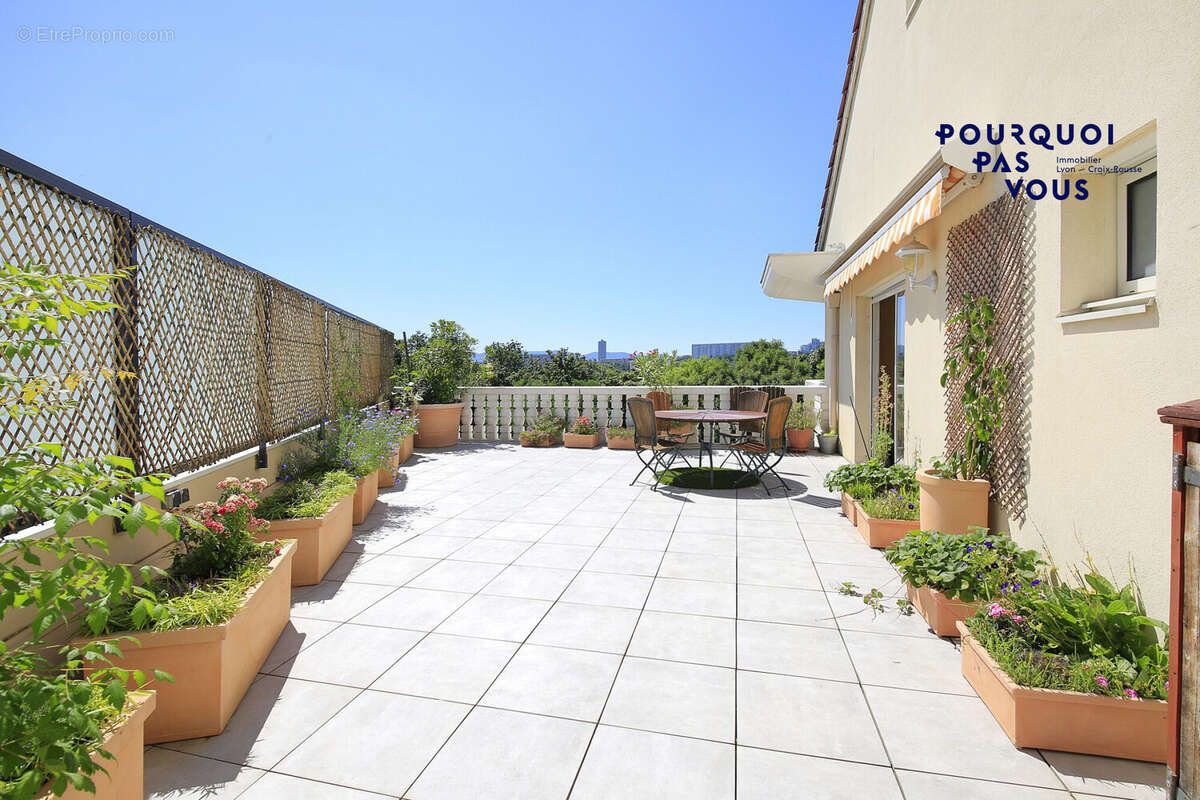 Appartement à LYON-4E