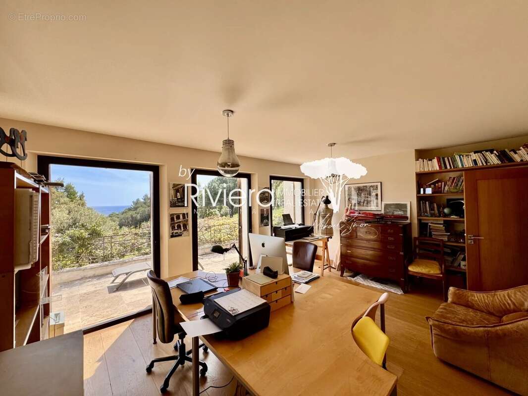 GIGARO - Propriété de très grand standing - Vue mer et pisci - photo 23