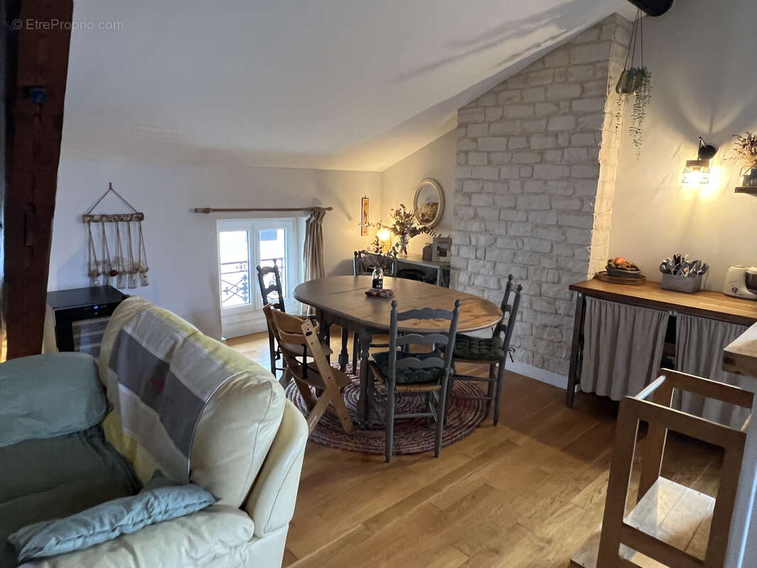 Appartement à SAINT-ETIENNE