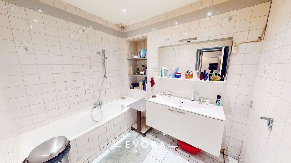 Appartement à LE BAN-SAINT-MARTIN