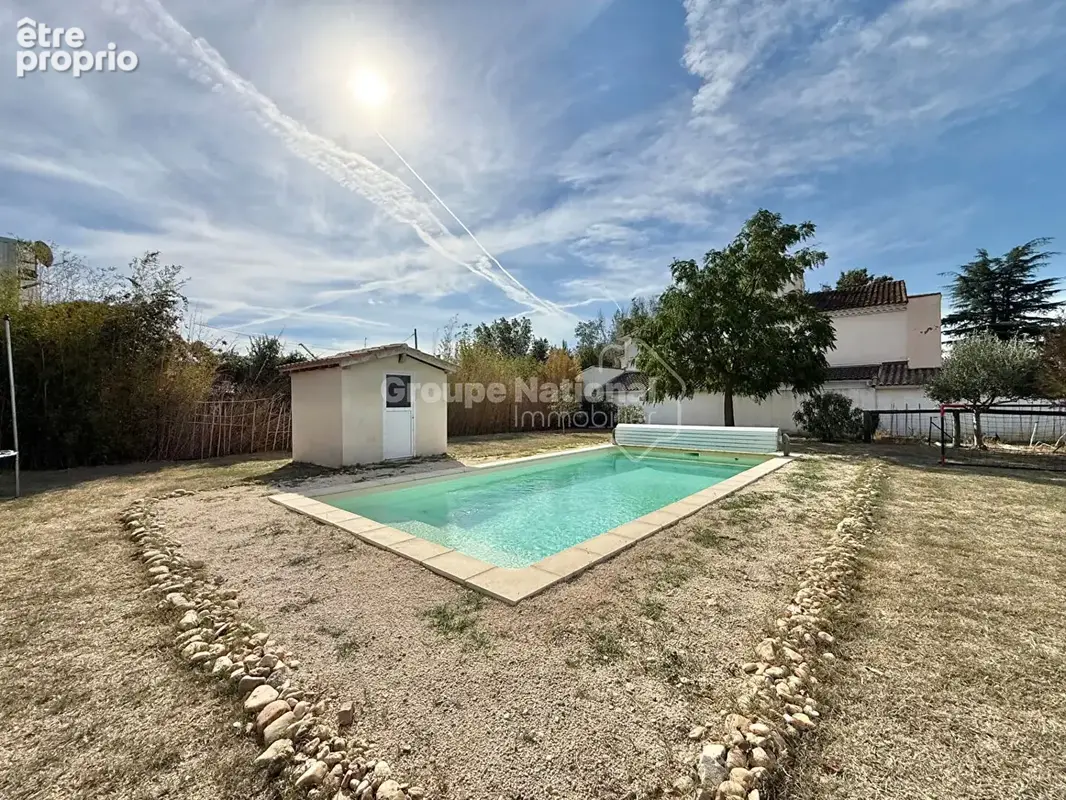 Villa contemporaine avec piscine sur grand terrain arboré, Montfrin - photo 12