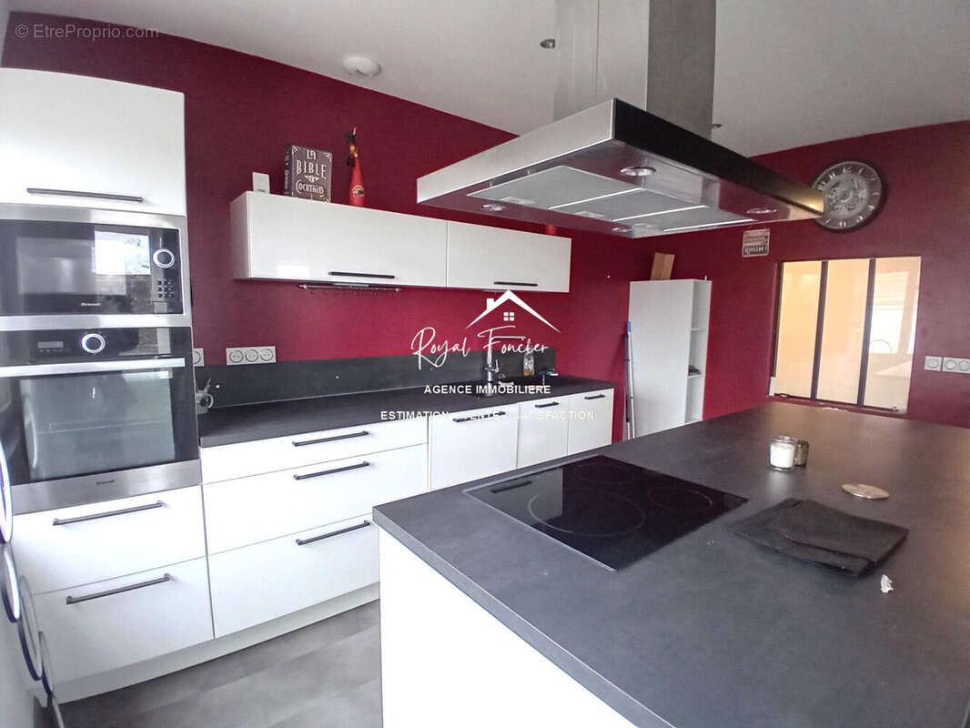 Maison à CHATELLERAULT