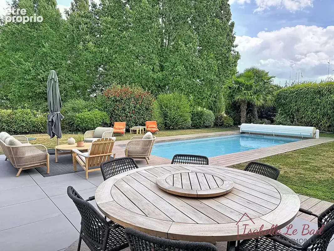 Bruz - maison entierement renovee -210 m² - piscine - vue golf - dpe b - photo 12