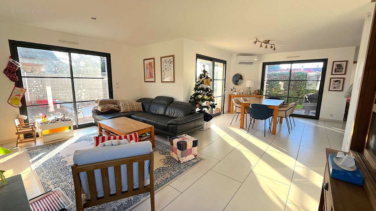 Maison à LE TAILLAN-MEDOC