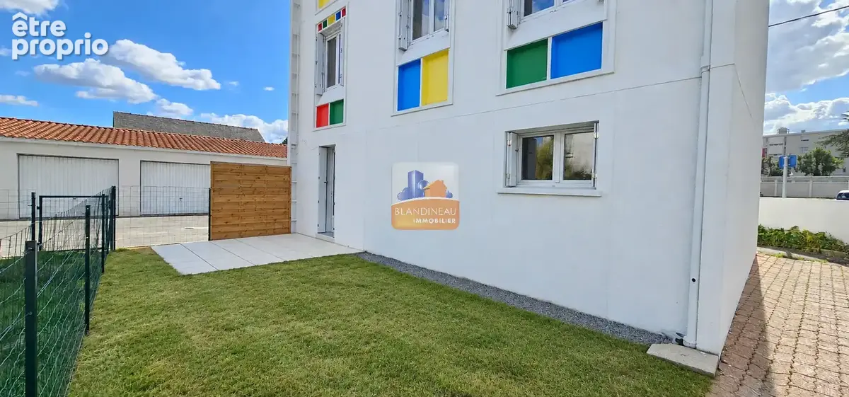 Rezé  rare ! t2 47,20 m² - jardin privatif 80 m² - parking - photo 2