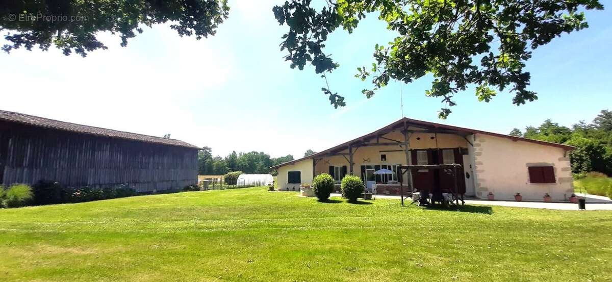 Maison à GRIGNOLS