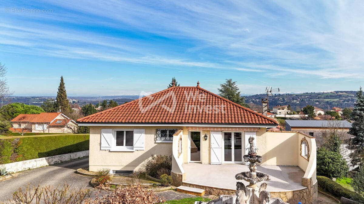 Maison à SAINT-CYR-SUR-LE-RHONE