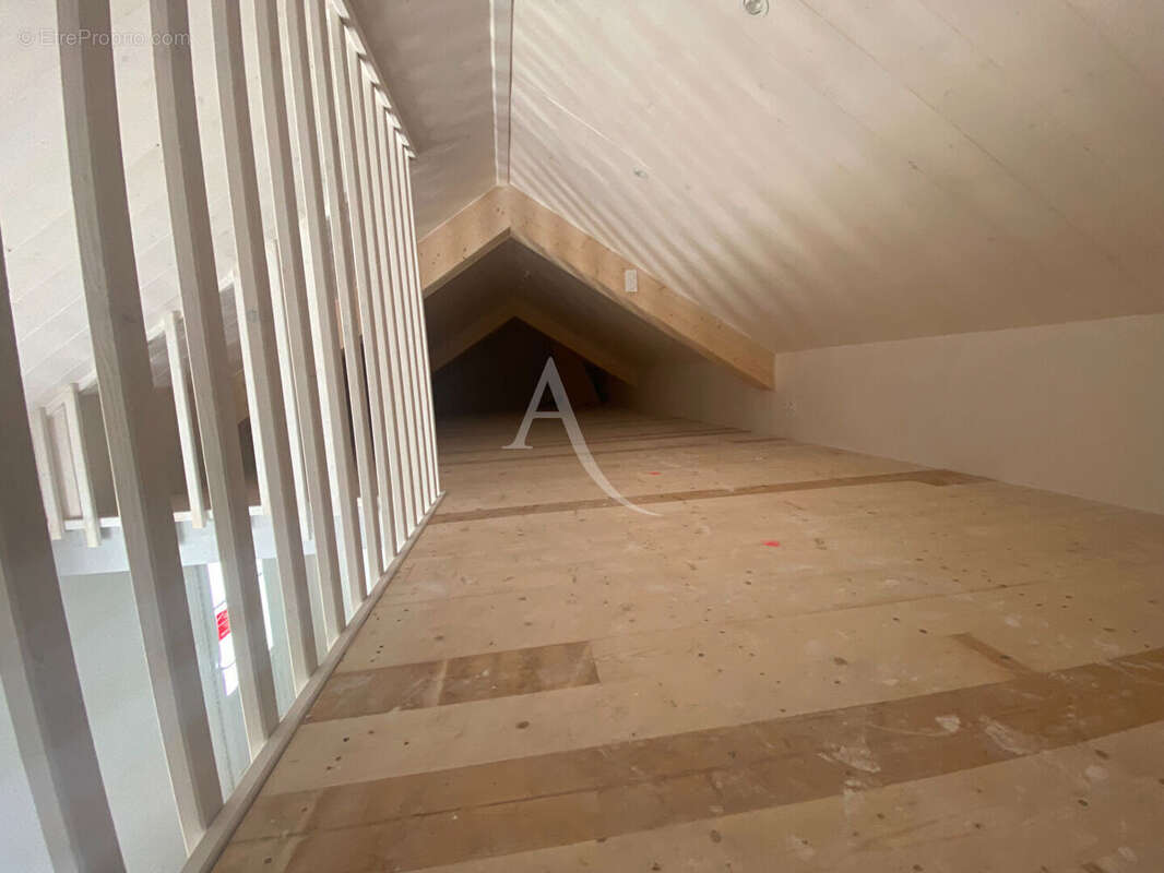 Maison à L&#039;EPINE