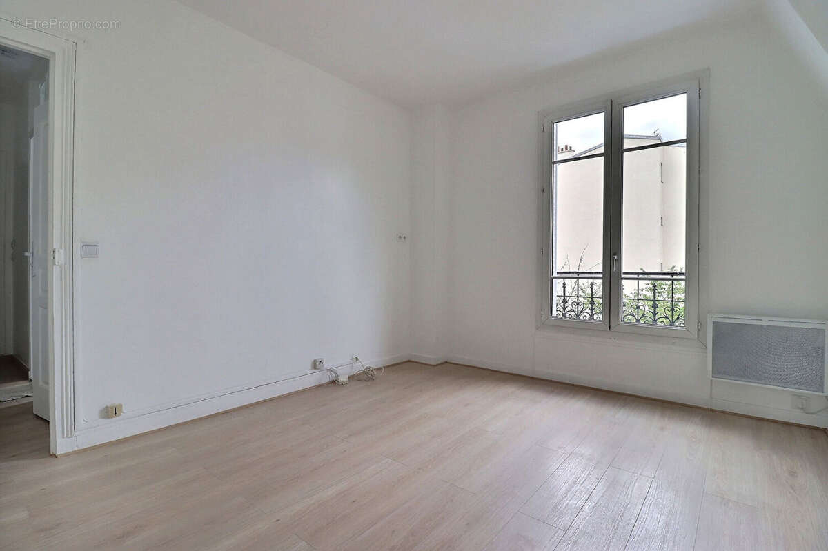 Appartement à COLOMBES