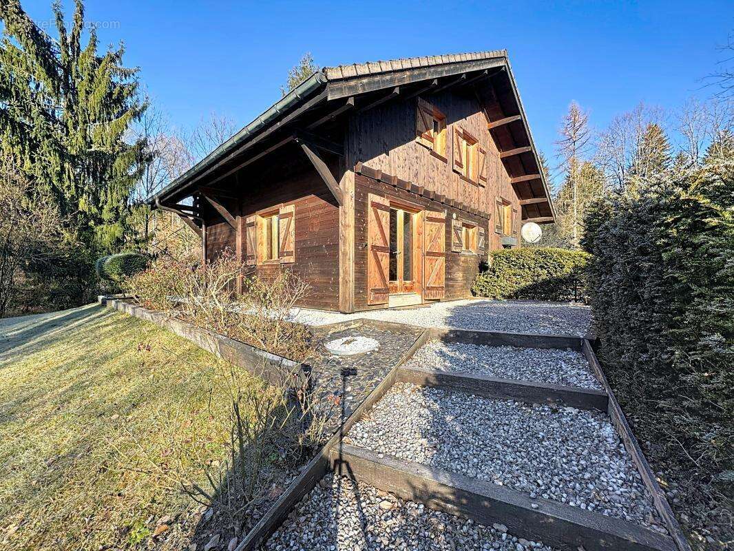 Maison à THORENS-GLIERES