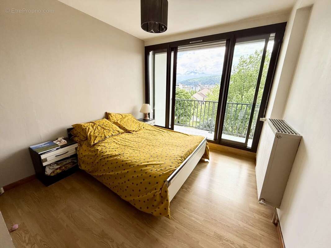 Appartement à ECHIROLLES
