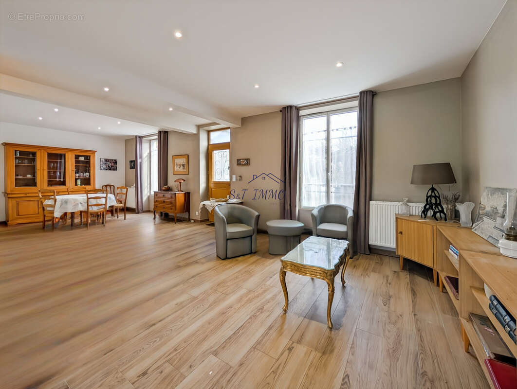 Maison à LARDY