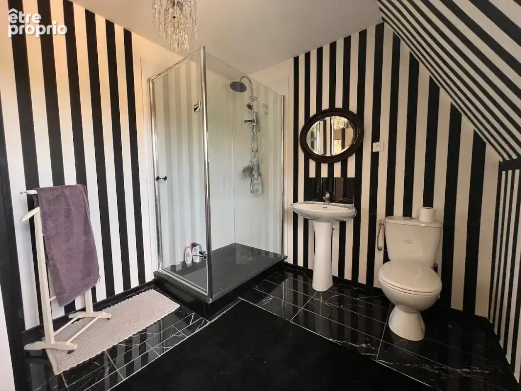 Maison de Maître rénovée de 5 chambres avec piscine et garag - photo 13
