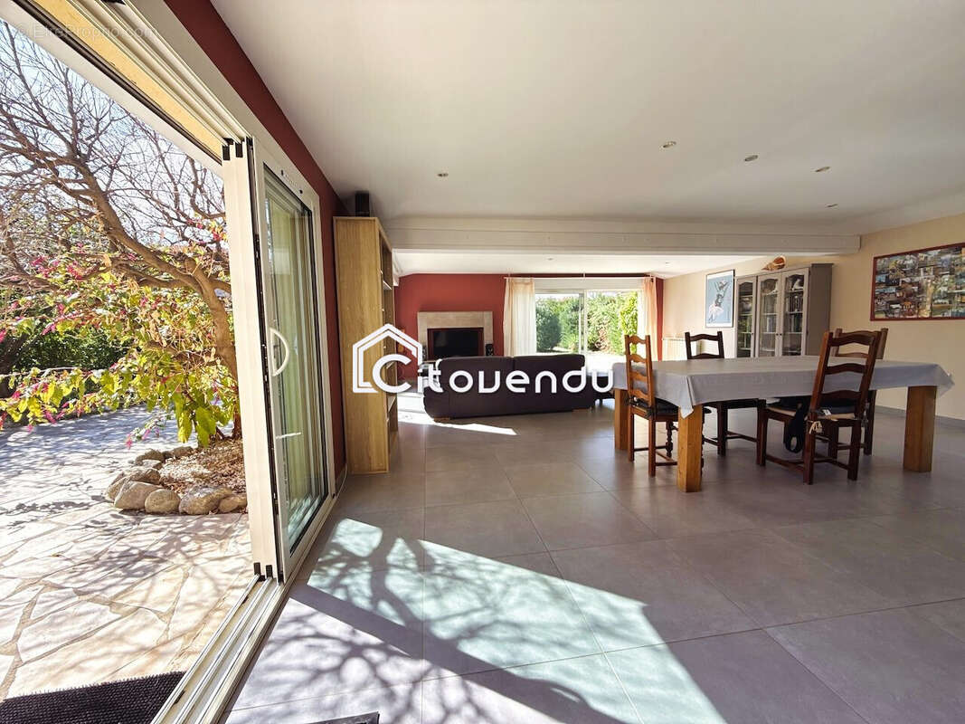 Maison à MONTESQUIEU-DES-ALBERES