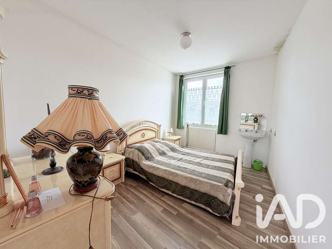 Maison 286 m² à Grury  - photo 7