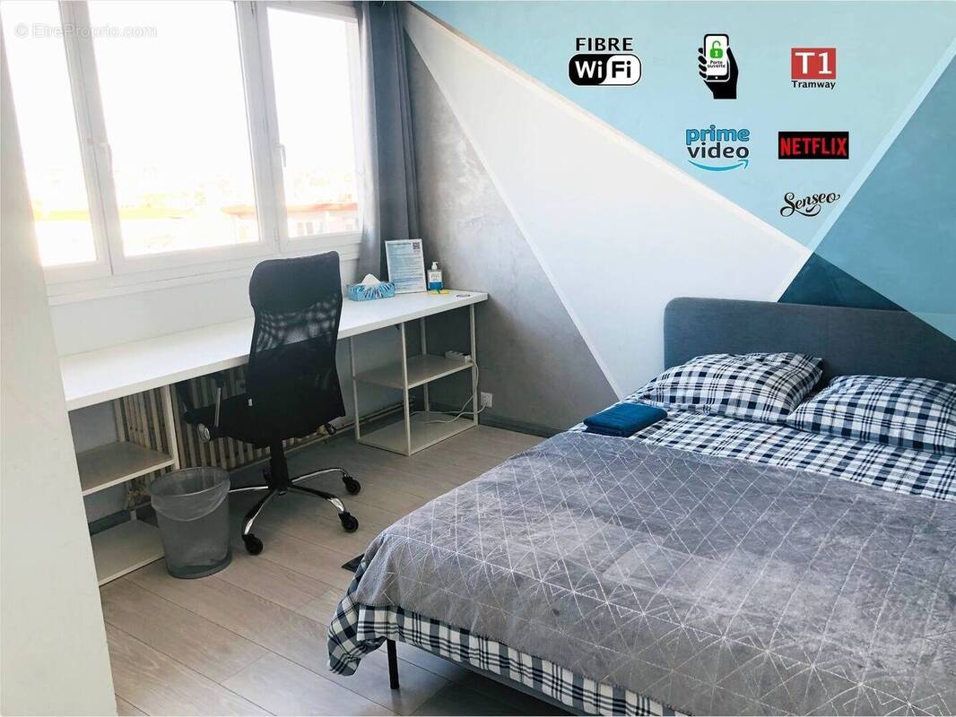 1 chambre lit 140 - Appartement à SAINT-ETIENNE
