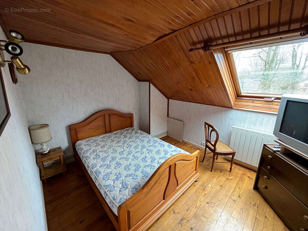 Maison à LEVIS-SAINT-NOM