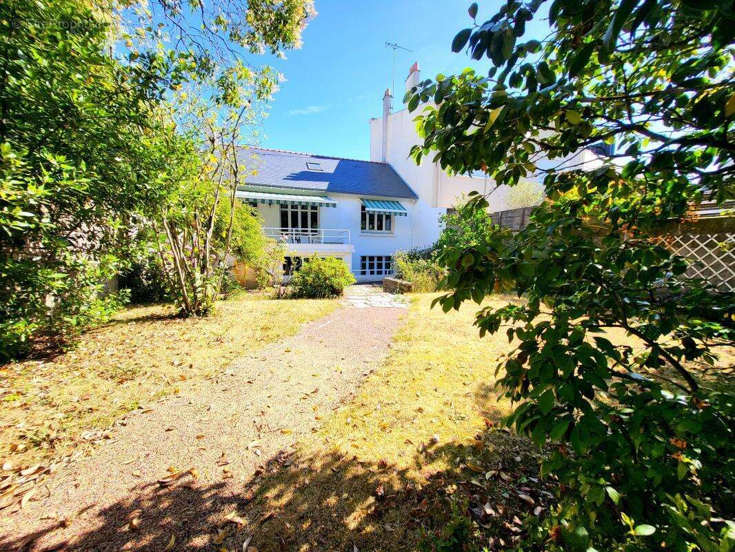 Maison 113 m² à Nantes  - photo 2