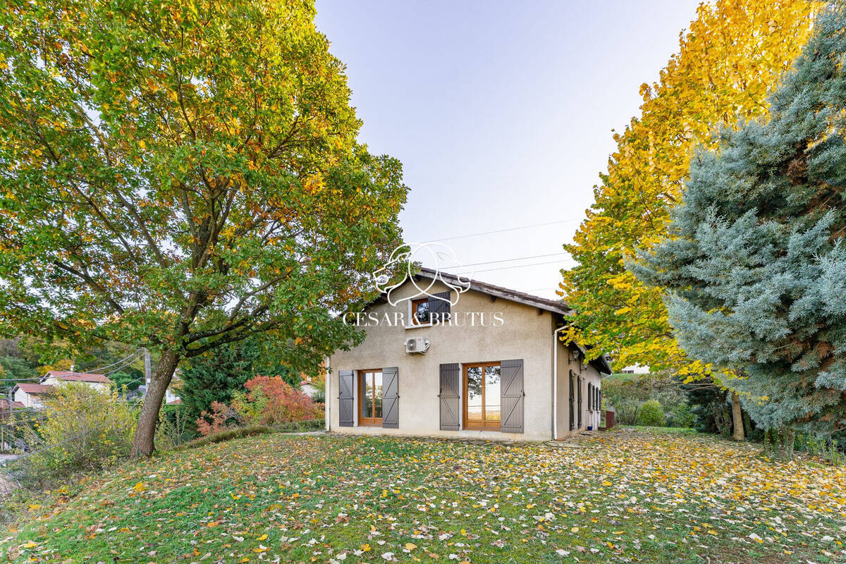 Maison à SAINT-ROMAIN-AU-MONT-D&#039;OR