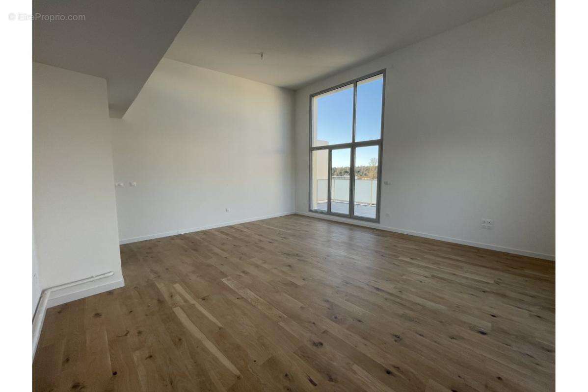 Appartement à AUZEVILLE-TOLOSANE