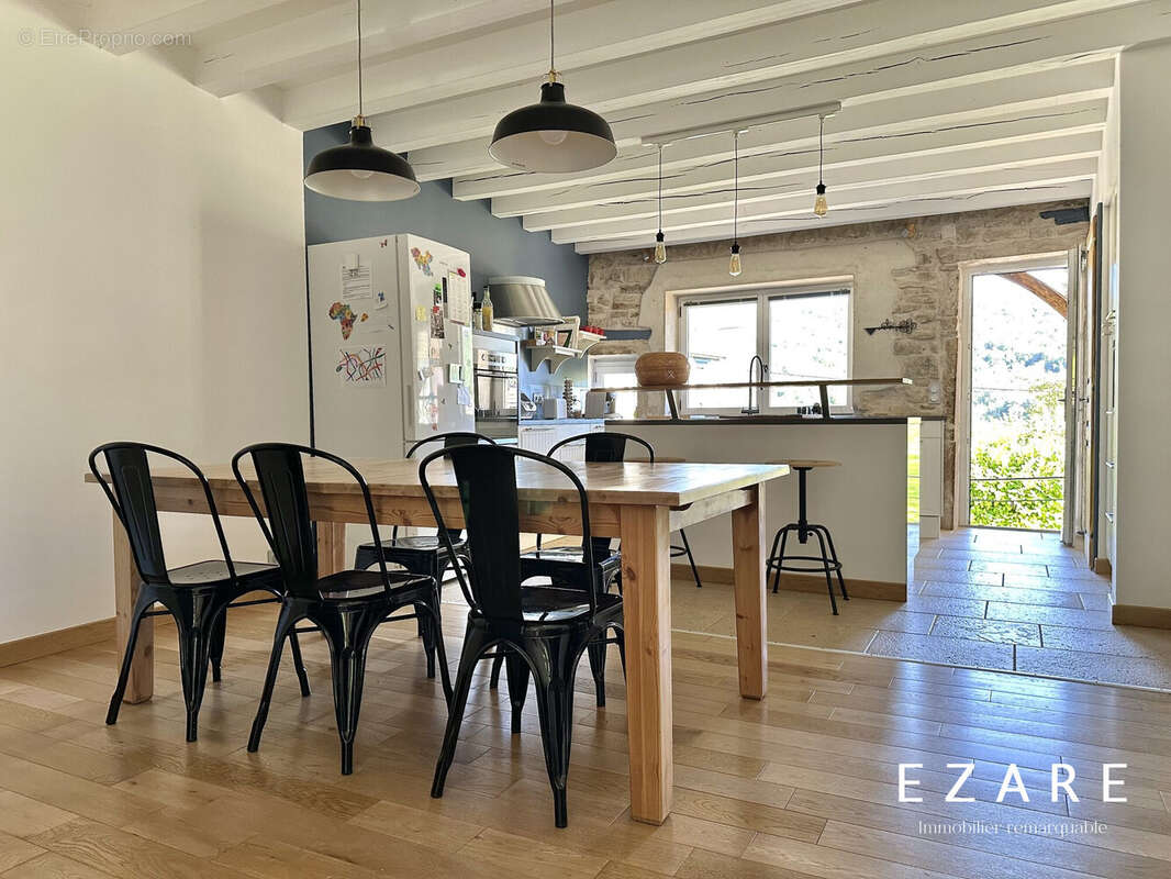 Maison à CURTIL-VERGY