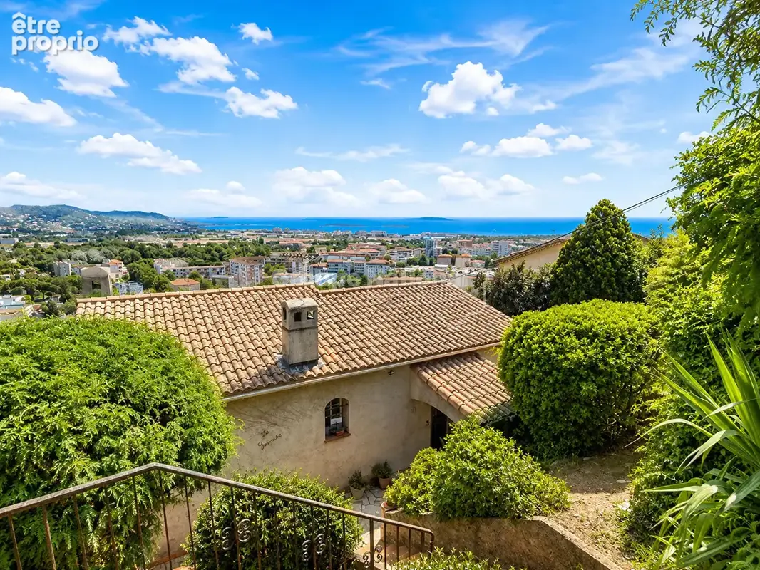 Mandelieu - maison individuelle avec vue mer - fort potentiel - photo 2