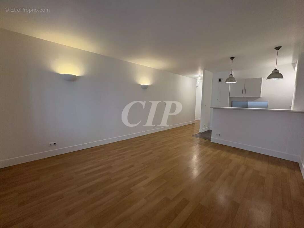 Appartement à MARSEILLE-7E
