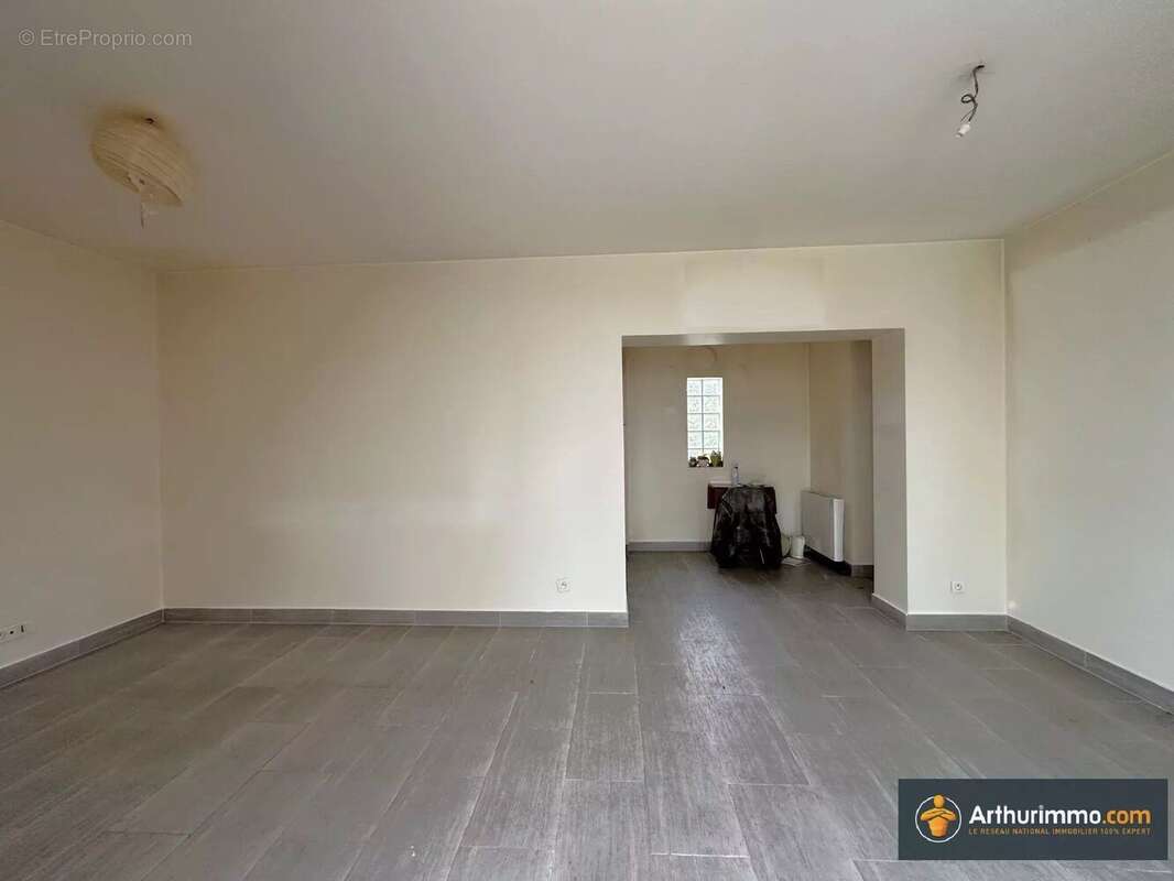 Maison à LES PAVILLONS-SOUS-BOIS