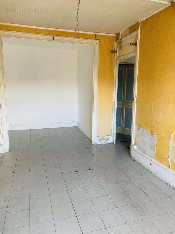 Appartement à LYON-9E
