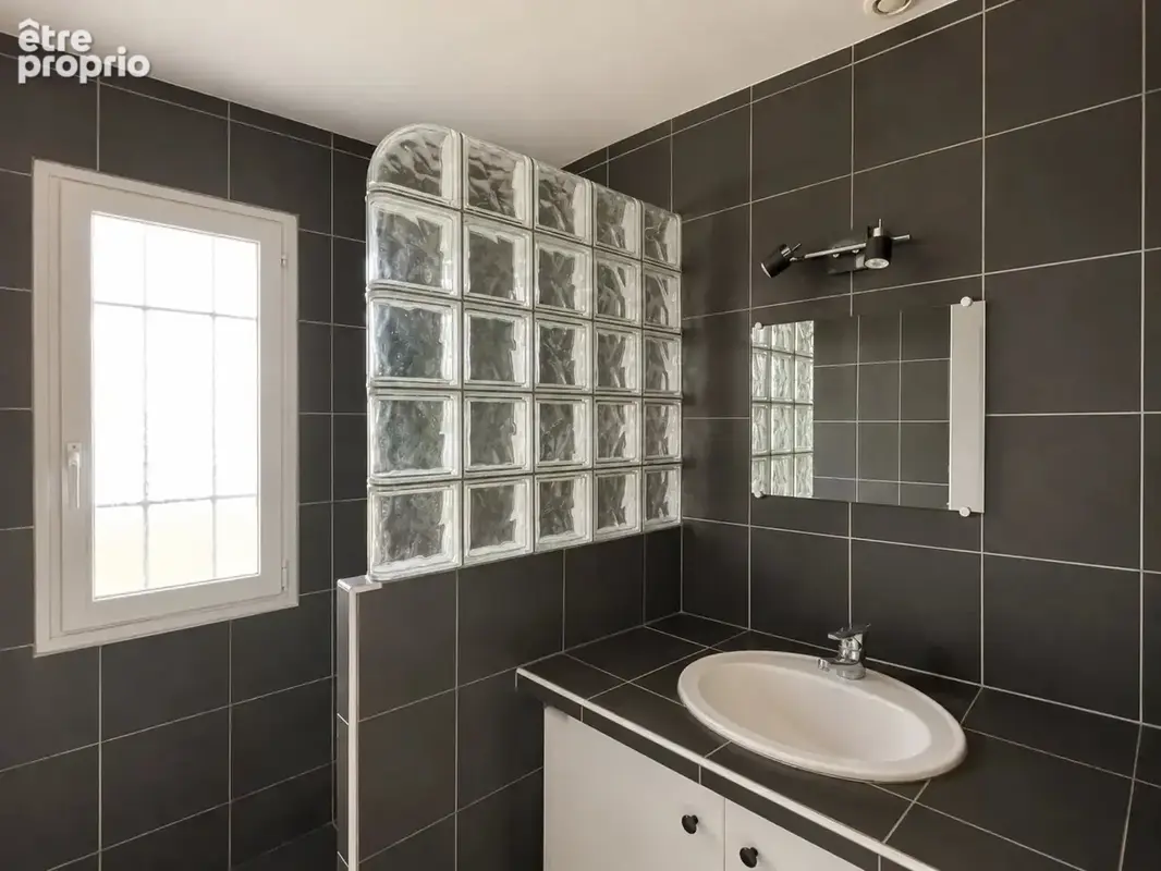 Maison plain-pied 93m² + terrain 575m² - photo 6