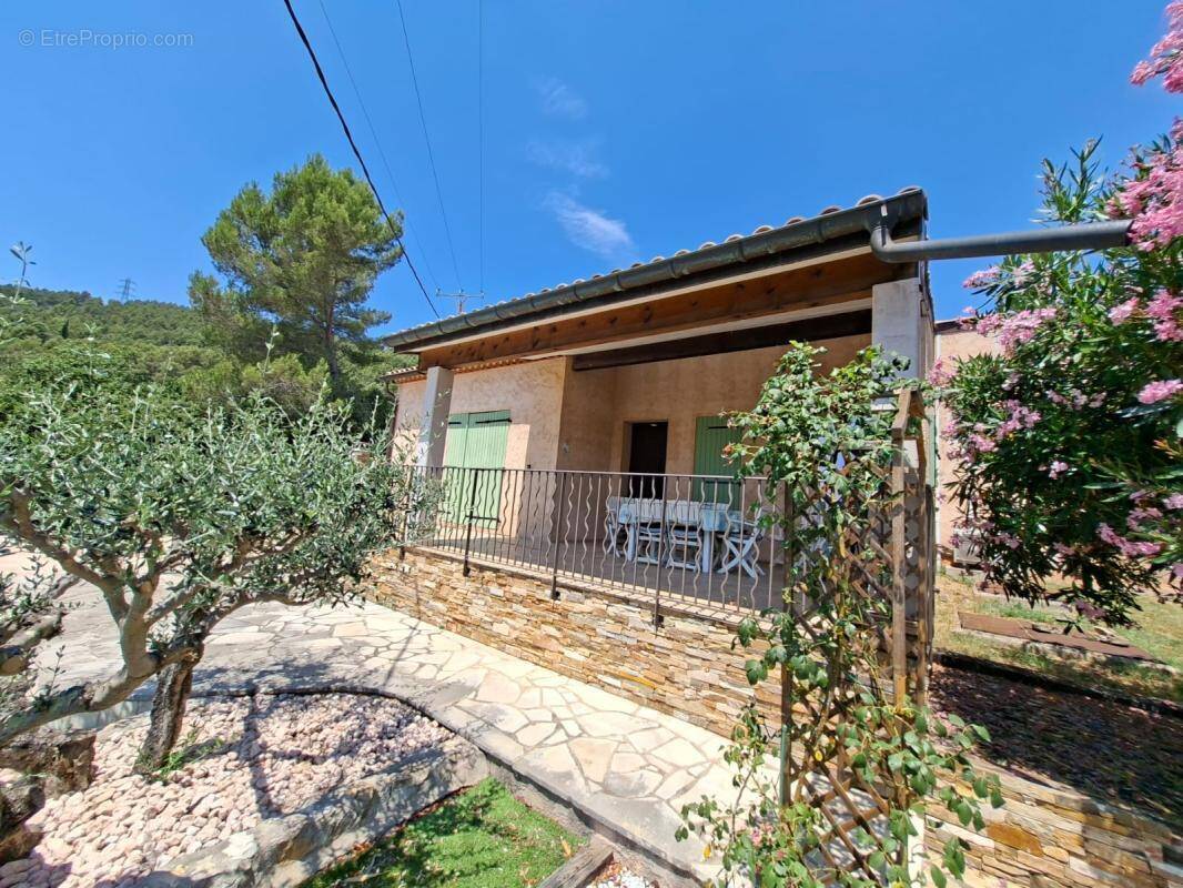 Maison à LA MOTTE