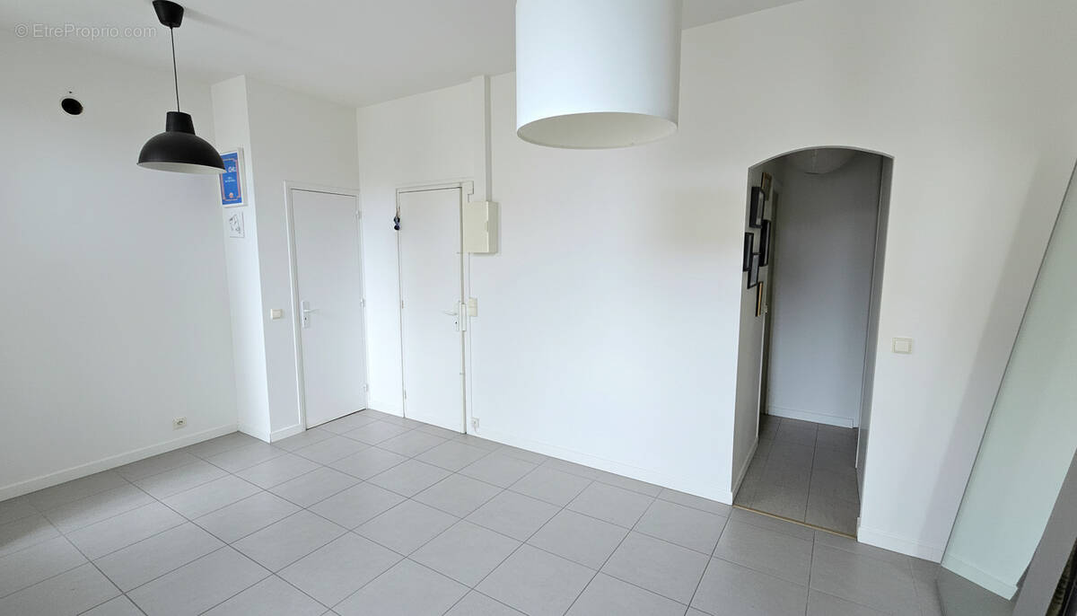 Appartement à MARSEILLE-7E