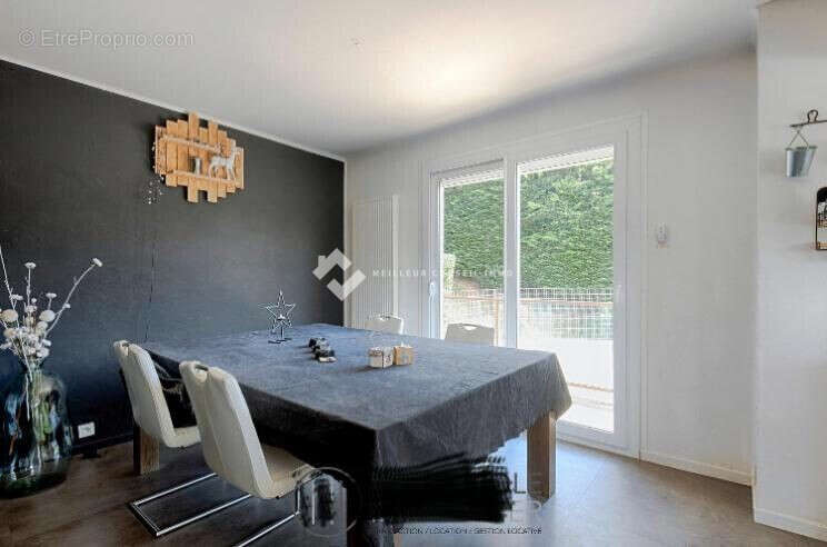 Maison 5 pièces 140 m² à vendre à Four (38080) - photo 5