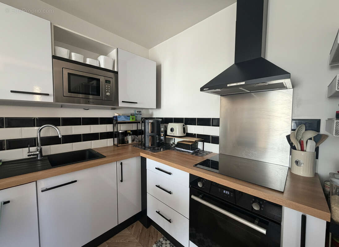 Appartement à LINAS