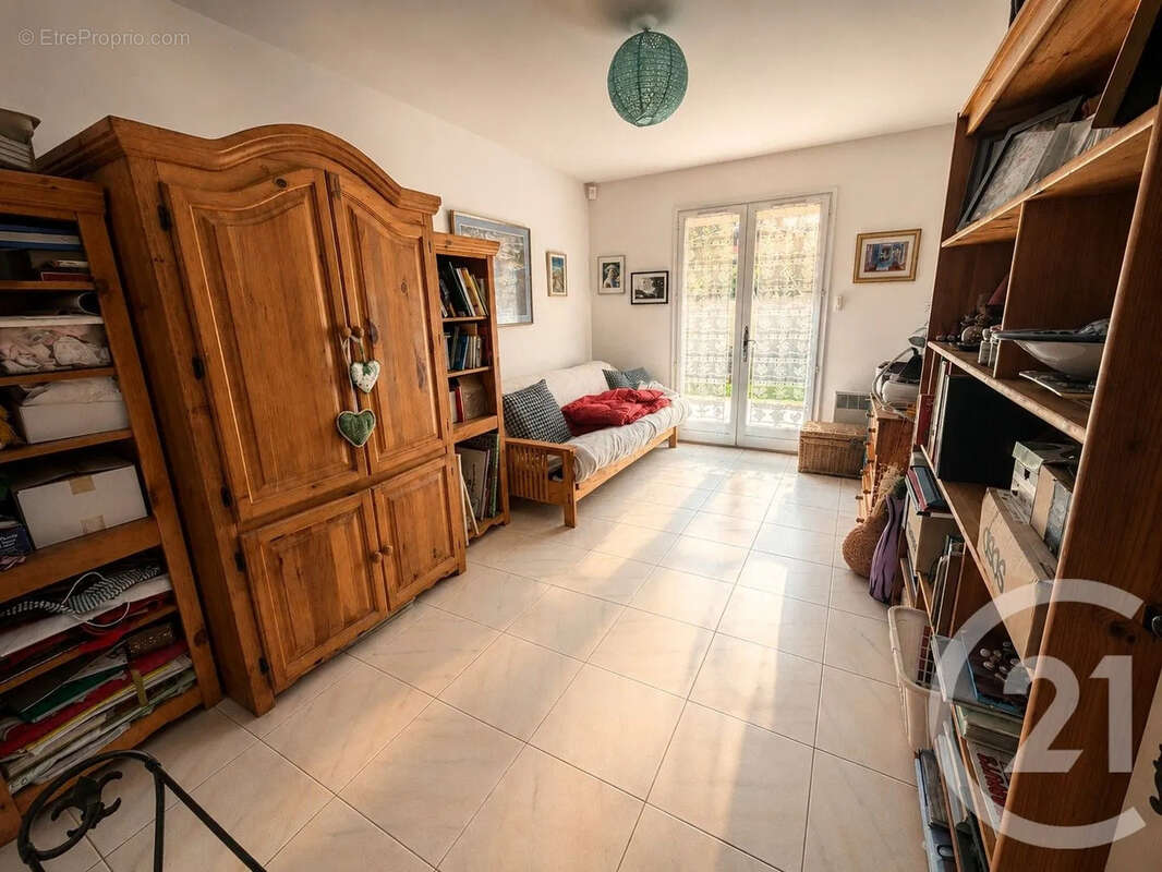 Maison à VALBONNE