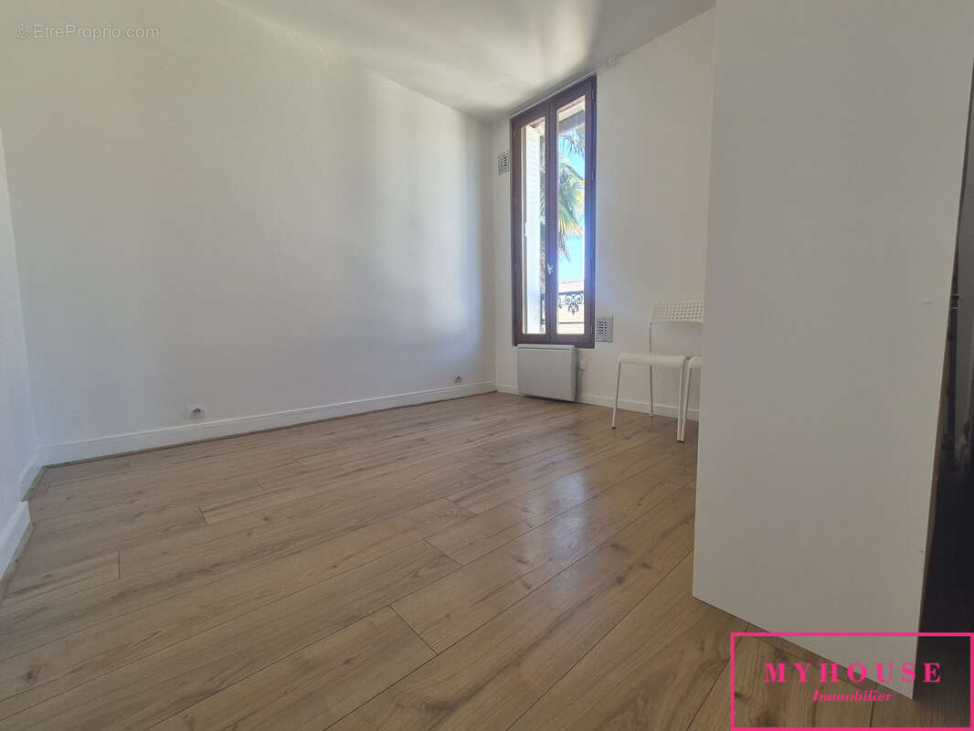 Appartement à BAGNEUX