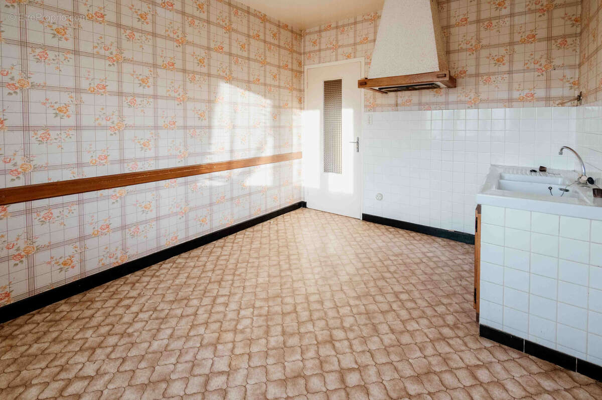 Maison à LA LONGEVILLE