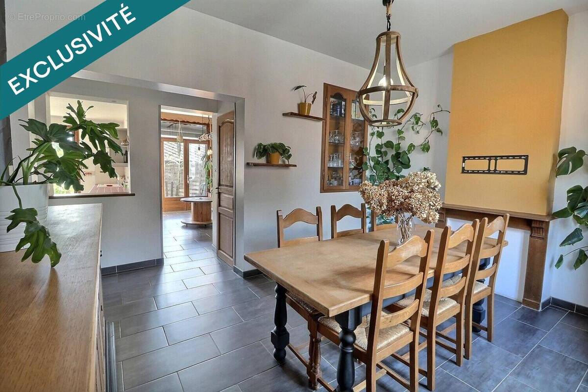 Photo 1 - Maison à POIX-DU-NORD